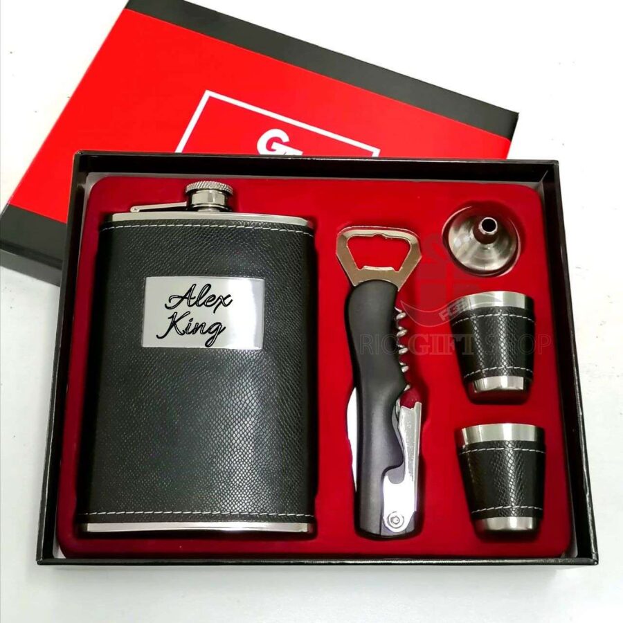 Hip Flask Gift Set in Kenya