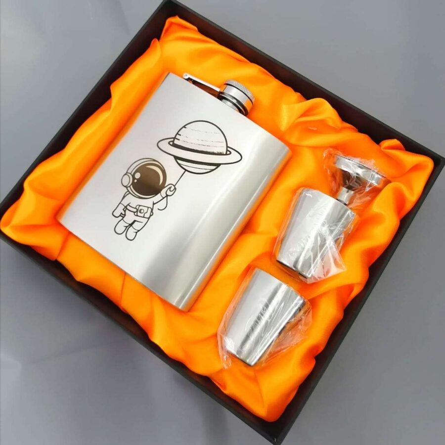 Whiskey Hip Flask Gift Set 6 Copy