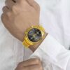 Wwoor Minimalist Stainless Steel Gold Plated Men Wrist Watch - Image 3