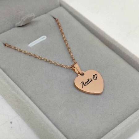 Women Pendant Necklaces in Kenya