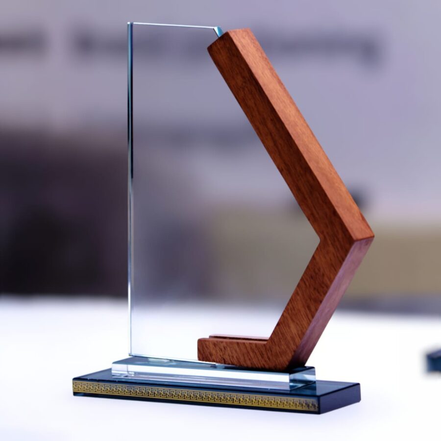 Fashionable Branded Award Trophy - Image 2