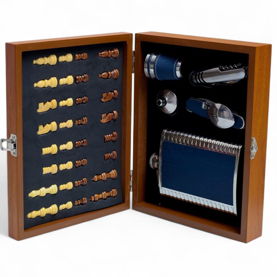 Dad's Whisky Chess & Flask Gift Set - Image 2