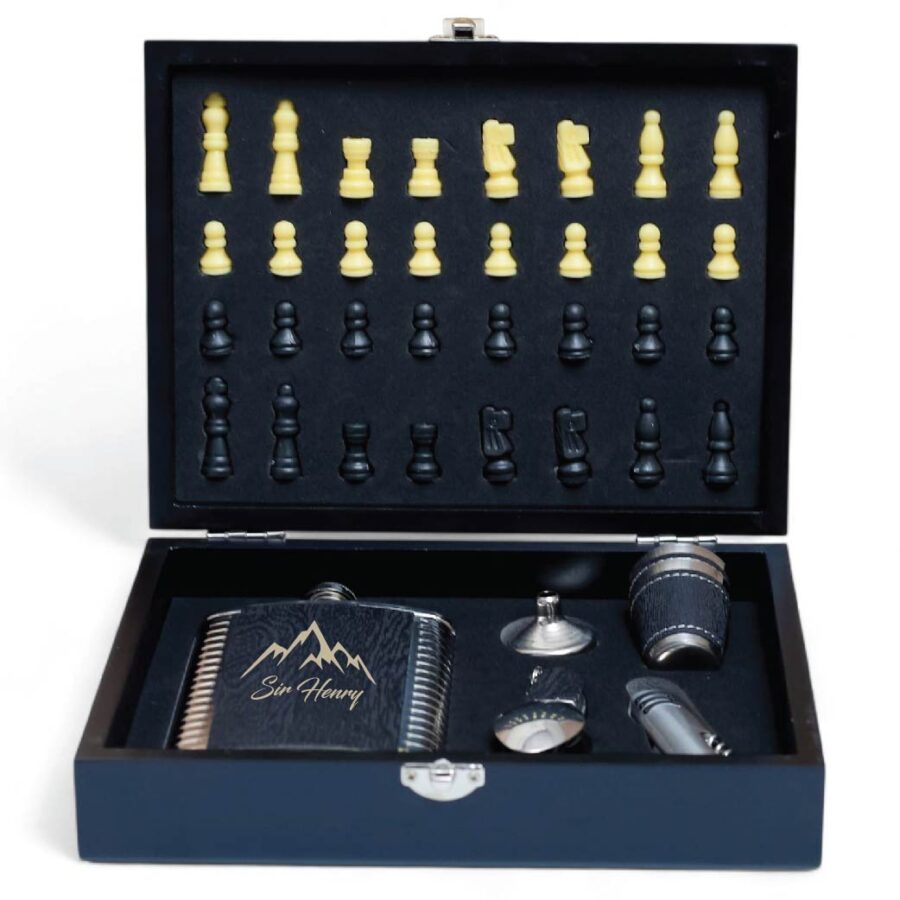 Whiskey Flask Gift Set