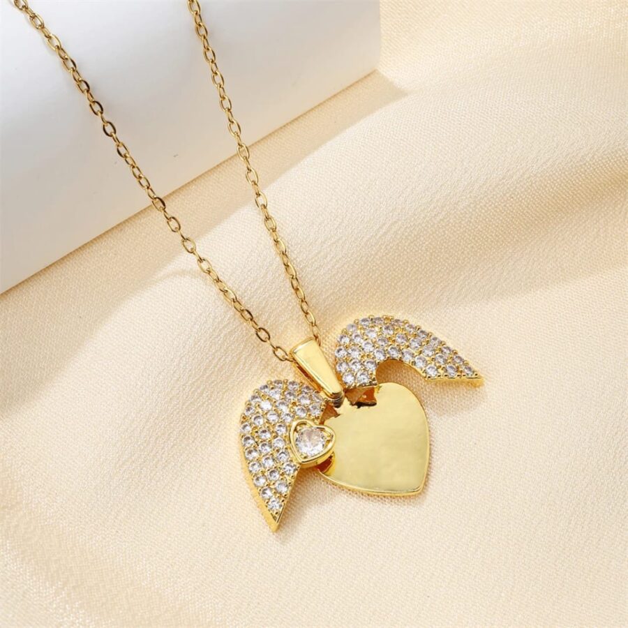 Heart Locket Pendant Necklace