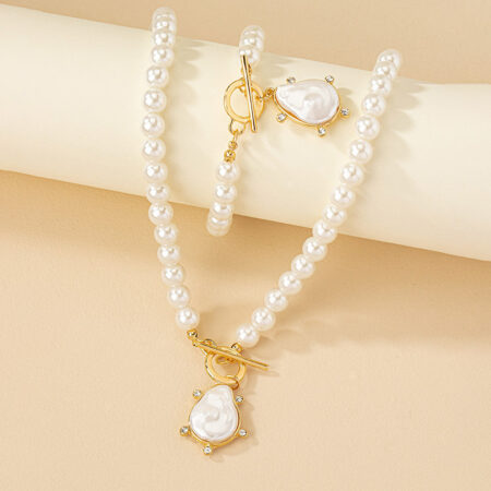 Necklaces and Pendants